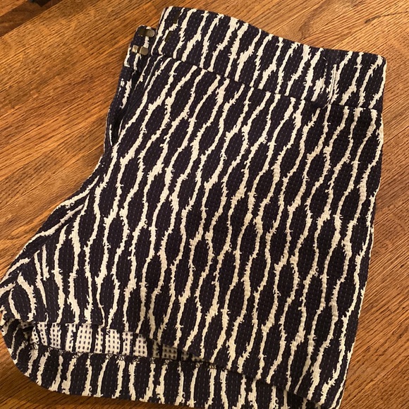 Loft Riviera Short size 6 - Picture 5 of 6